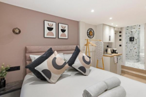 City Haven Luxe Studio with King Size Bed
